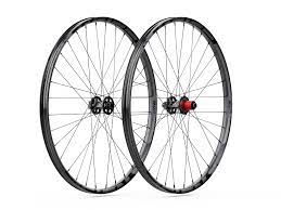 LYNE | AMP 30 V2 Wheelset 29" - Polished Black - Shimano Micro Spline - Boost